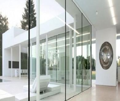 K&iacute;nh Cường Lực &ndash; Sự Lựa Chọn H&agrave;ng Đầu Cho An To&agrave;n V&agrave; Thẩm Mỹ